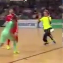 Ricardinho y su última gran ocurrencia: golazo con el pecho