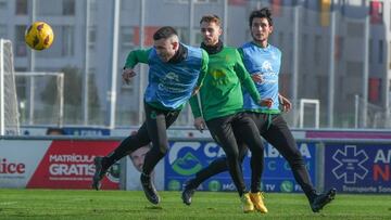 Manu Hernando en un entrenamiento del Racing