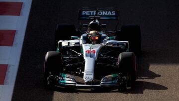 Lewis Hamilton en Abu Dhabi con el neum&aacute;tico hiperblando.