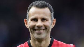Ryan Giggs, de 39 anos, seguirá haciendo historia por el Manchester United.
