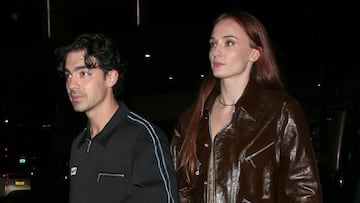 Joe Jonas responde a la demanda de Sophie Turner. El cantante asegura que “las niñas no fueron secuestradas” y que, de hecho, se encuentran con su madre.