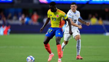 Cuatro colombianos, en el XI ideal de las semifinales de Copa