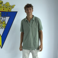 El Madrid acecha a Guille González, una joya de 17 años del Cádiz