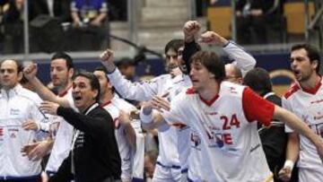 <b>ENERGÍA. </b>Ayer Valero Rivera jugó sólo con 12 jugadores, pero la aportación del banquillo en energía positiva fue constante durante los sesenta minutos del encuentro.