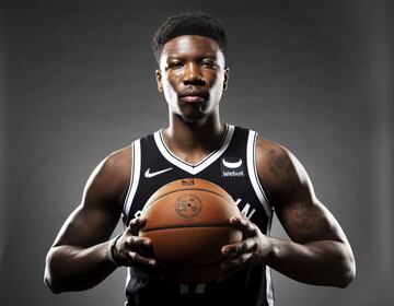 Devontae Cacok de los Brooklyn Nets.