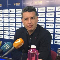 Sandroni: "Nadie se preocupa del fútbol, cada uno mira su interés"