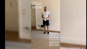 Ospina acepta el challenge del papel higiénico y reta a Zúñiga