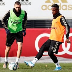 Zidane mira a Mestalla sin sobresaltos