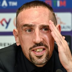 Rummenigge: "En 2008 hubo ofertas muy altas por Ribéry, de España e Inglaterra"