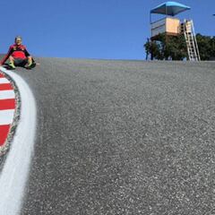 Bautista 'toma el sol' en 'el sacacorchos' antes de la batalla