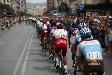 Sam Bennett gana el primer sprint de la Vuelta 2019