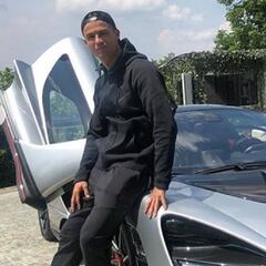 Cristiano Ronaldo presenta su nuevo coche valorado en 850.000 euros