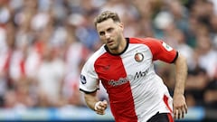 Mexico striker Santiago Giménez subject of Premier League bid