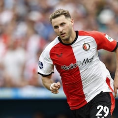 Xabi Alonso alerta sobre el peligro de Santiago Giménez en el Feyenoord vs. Bayer Leverkusen