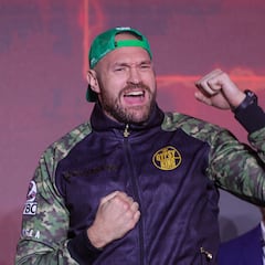 Fury felicita a Aspinall por su título interino del peso pesado