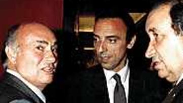 CON LOS GRANDES. Laredo, junto a Gaspar y a Gil. El Burgos se codeó con los mejores.