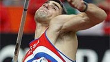 <b>CASI 30 CENTÍMETROS.</B> Makarov, que participaba por cuarta vez en un mundial, quedó por delante del estonio Andrus Varnik, que alcanzó 27 centímetros menos que el ruso