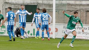 Chabboura celebra el 1-0 ante la desesperaci&oacute;n de los jugadores del Deportivo.