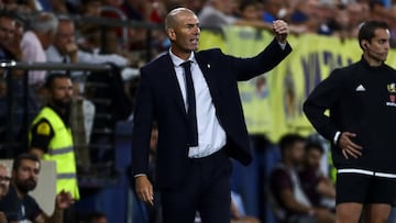 Zidane: "Con un delantero quería meter más profundidad y Modric fue el sacrificado"