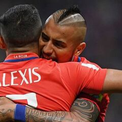 Conte: “Vidal y Sánchez son
los mejores del mundo”