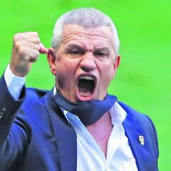 Oficial: Luis García Plaza, destituido; Javier Aguirre, principal candidato