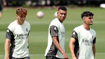 Kylian Mbappé, durante el último entrenamiento del Madrid en Palm Beach.