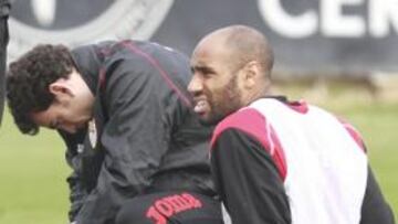 Kanouté, Luis Fabiano y Squillaci entran en la convocatoria del Sevilla