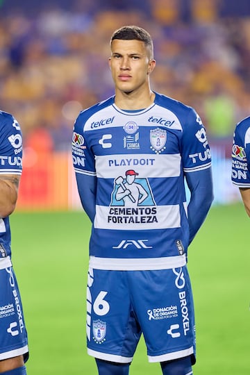 Nelson Deossa of Pachuca during the 14th round match between Tigres UANL and Pachuca as part of the Liga BBVA MX, Torneo Apertura 2024 at Universitario Stadium on October 26, 2024 in Monterrey, Nuevo Leon, Mexico.