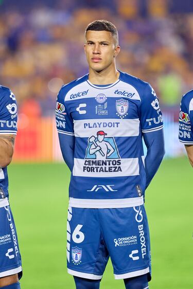 Los problemas de Rayados para inscribir a Nelson Deossa