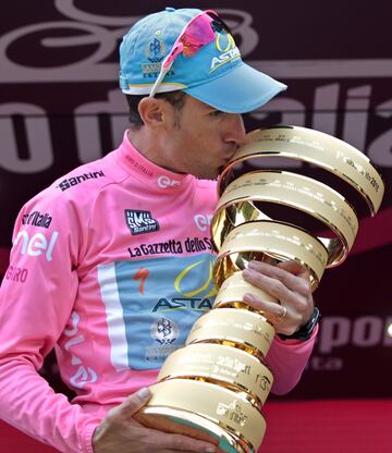 Vincenzo Nibali celebra el Giro de 2016. Su segundo en la ronda italiana.