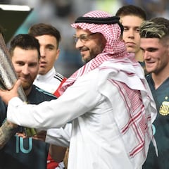 Messi chafa el debut a Rodrygo