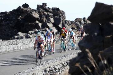 El pelotón se dirige al volcán Etna. 