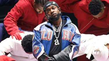 El cantante de moda que confiesa haberse sentido como Goku grabando este temazo