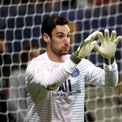 Luis Campos también ‘alista’ a Sergio Rico