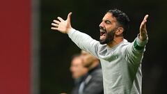 Harder ‘salva’ el adiós de Amorim