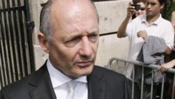 <b>SIN AYUDA.</b> El patrón de McLaren asegura que Lewis Hamilton no necesita ayudas de su compañero, Kovalainen.