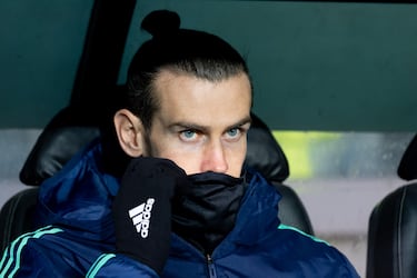 La causa principal entre los dos fue la pérdida de confianza de Zidane en Bale. El punto álgido se dio cuando Bale fue sustituido en el descanso del partido de ida de octavos de final de la Champions contra el Brujas, y luego se vio relegado al banquillo o la grada sin explicación clara.