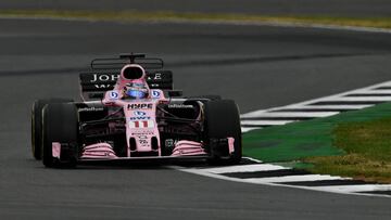 Checo Pérez lejos de la punta en los libres de Silverstone