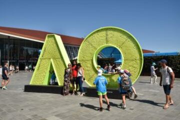 Logo oficial del Open de Australia, reclamo para las fotos de los aficionados.