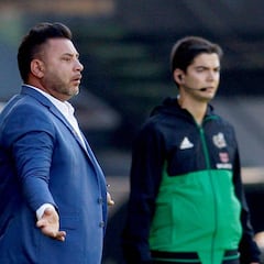 Mohamed: "Si no aprendemos, acabaremos en media tabla"