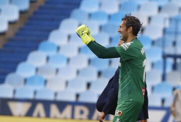 Los jugadores del Espanyol celebrando el ascenso matem¨¢tico a primera divisi¨®n