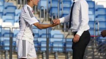 Odegaard: el club quiere que siga en el Castilla de Zidane