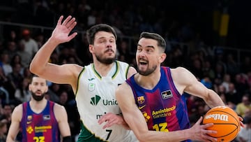Tomas Satoransky, base del Barcelona, ante Barreiro, del Unicaja.