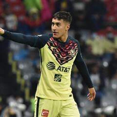 Will Club América midfielder Alejandro Zendejas play for Mexico or the US at the 2022 World Cup?
