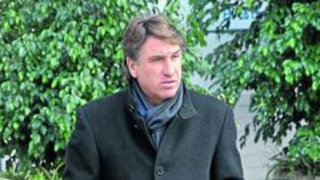 <b>SOLICITADO. </b>Esteban Vigo, ayer, tras el entrenamiento del equipo en el Rico Pérez.