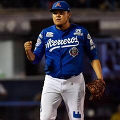 Carlos Bustamante se va a la MLB como relevista del año en LMB