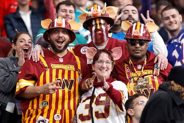 Ambientazo en las gradas del Bernabéu.