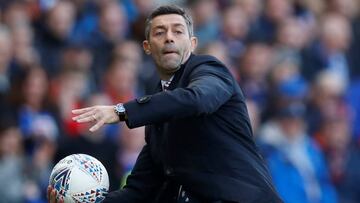 Pedro Caixinha está fuera del Rangers FC y peligra el futuro del Gullit Peña y Lalo Herrera