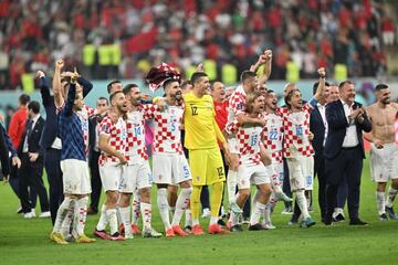 Croacia cierra su participación en el Mundial de Qatar 2022 como la tercera selección clasificada, con el bronce, después de vencer a Marruecos en el partido por el tercer puesto en el Mundial de Qatar 2022. 