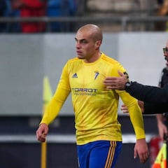 Álvaro Cervera: "Los jugadores están incrédulos porque no saben qué ha pasado"